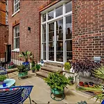 Host & Stay - All Saints Green Cottage